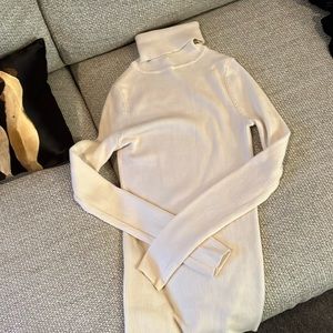Uniqlo Cream Turtleneck